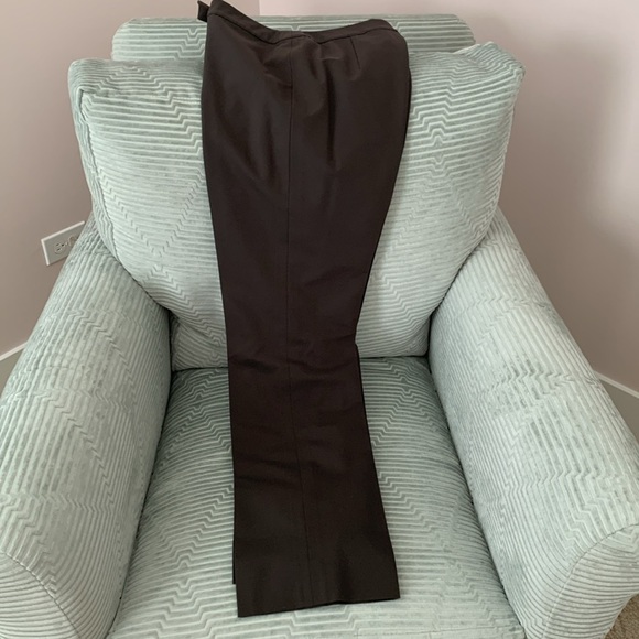 Carlisle Vintage Dark Brown Pantsuit. 48% Wool. Buttons & Stud Detailing. Size 6 - Picture 7 of 15